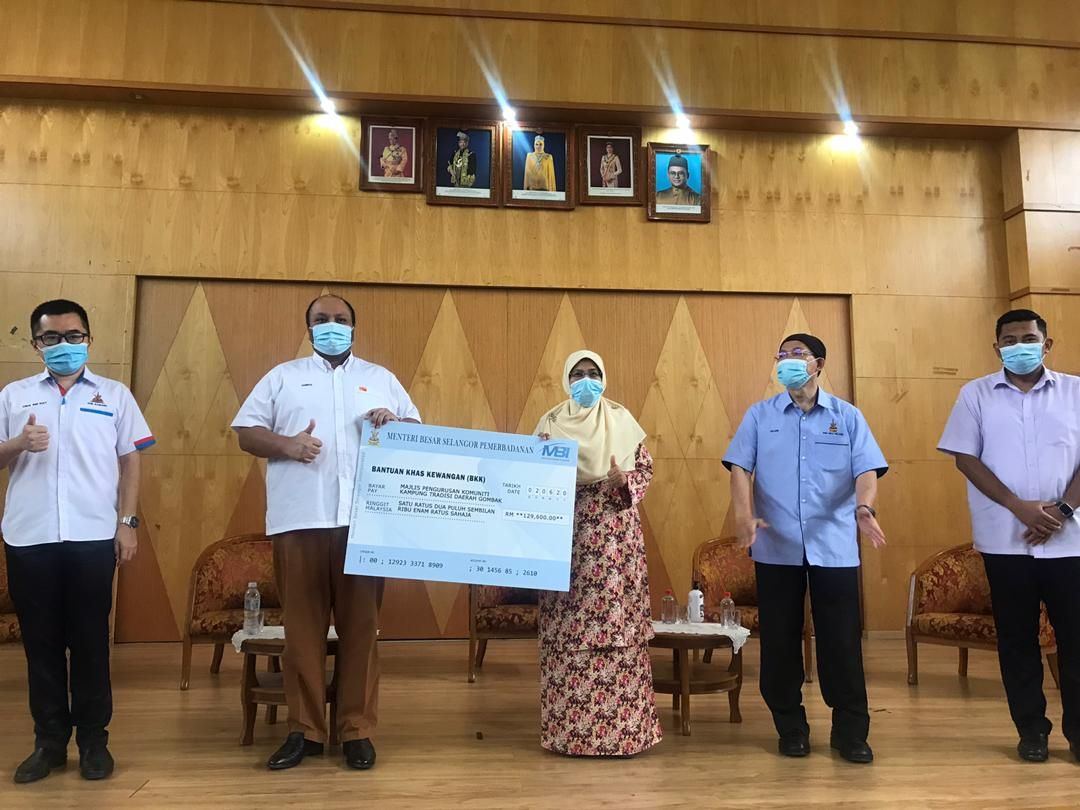 近500村长本月起  获集体投保享保障