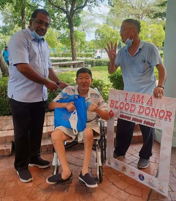 மாற்றுத் திறனாளிகளுக்கு உதவித் தொகை- அரசு சாரா அமைப்பு பாராட்டு