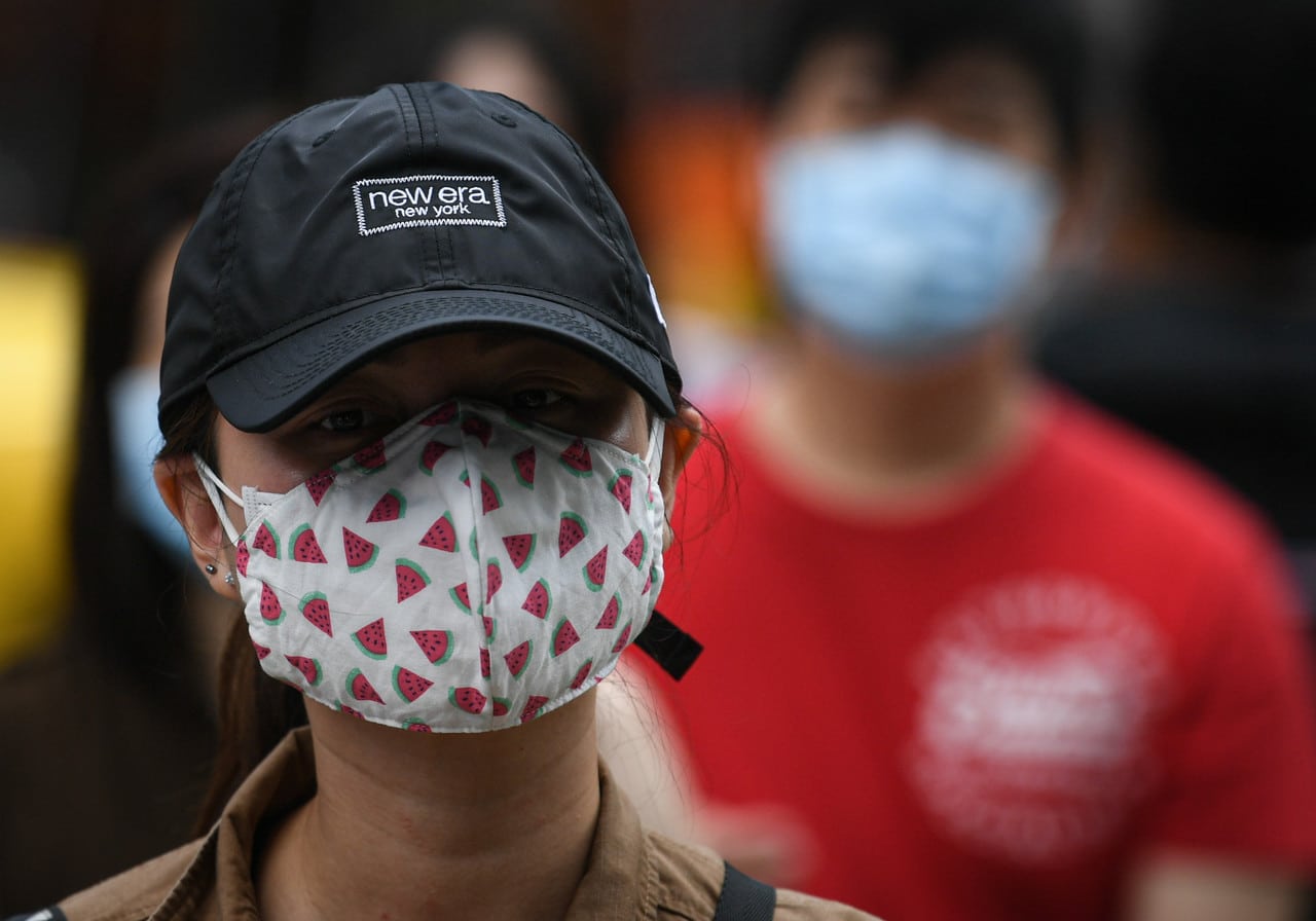 Pelitup muka bukan perubatan jenis fabrik tidak tepati ciri WHO