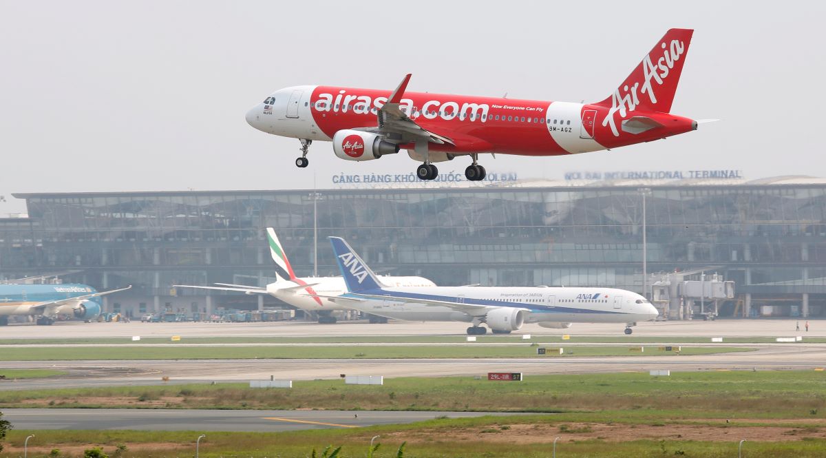 Tata Sons in talks to buy out AirAsia India stake at steep discount - report