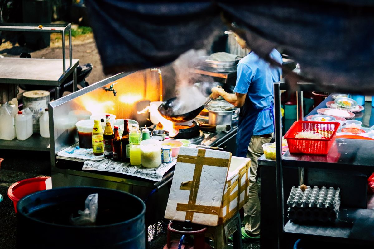 2.54 million workers in informal employment last year