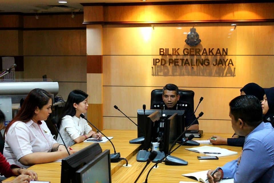 ADN Kampung Tunku jumpa polis bincang isu keganasan rumah tangga