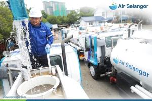 雪隆区即起大制水  出动91水槽车派水