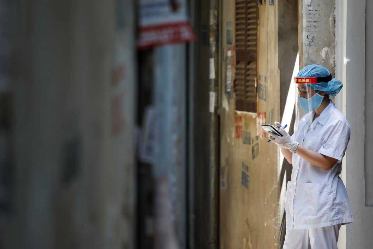 Hanoi to inoculate vulnerable adults with fourth dose of Covid-19 vaccines