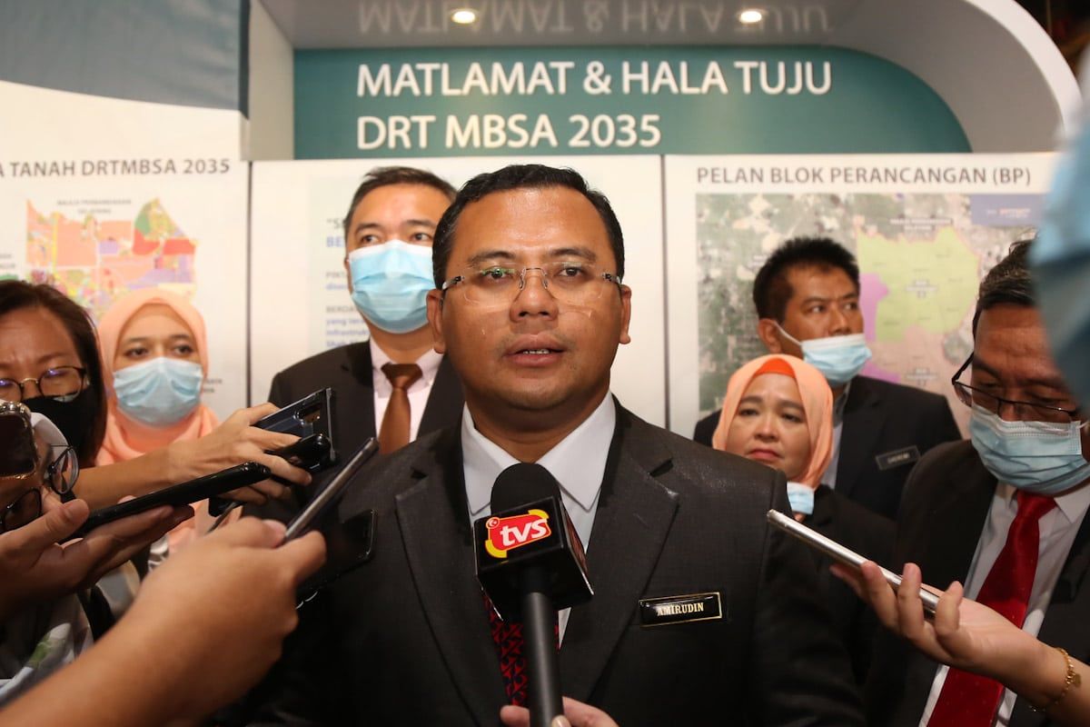 Selangor draws up future plans to break Covid-19 chain of infection