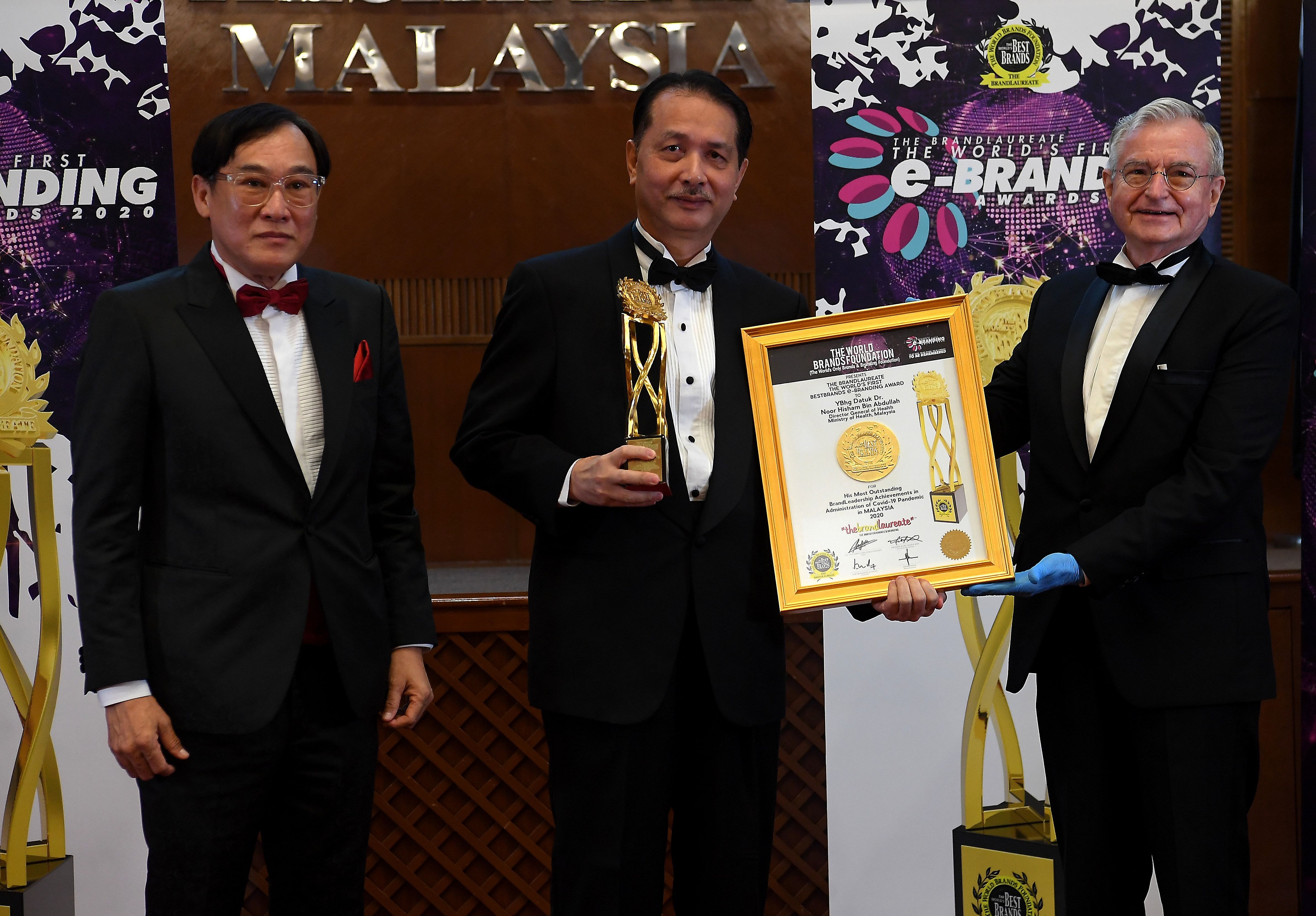 Dr Noor Hisham, KKM terima Anugerah Brandlaureate 2020