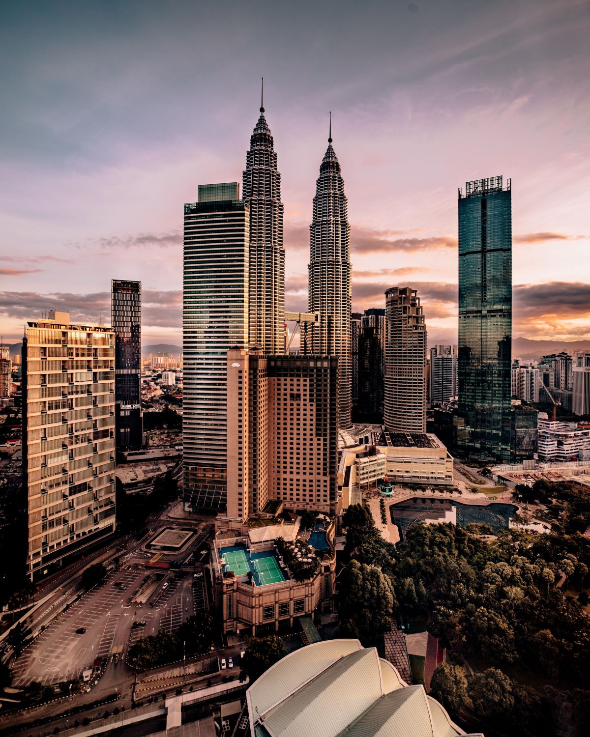 Malaysia's total trade up 27.8 pct to RM2.8 tln last year — DOSM