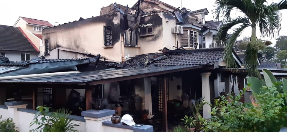 Abang maut, adik sempat selamatkan diri rumah terbakar