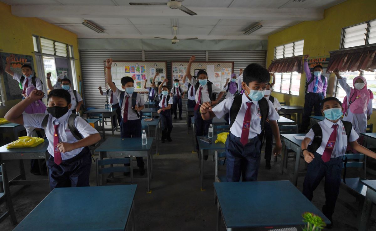 No plan to postpone school reopening — Ismail Sabri