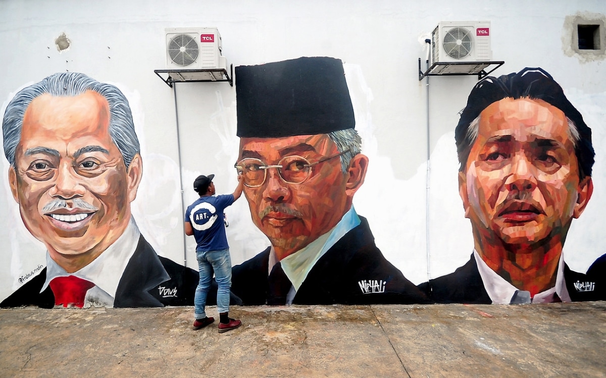 Nation’s heroes immortalised in giant mural painting