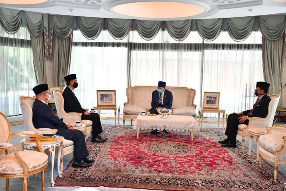 Sultan Selangor hargai pengorbanan petugas barisan hadapan - Noor Hisham