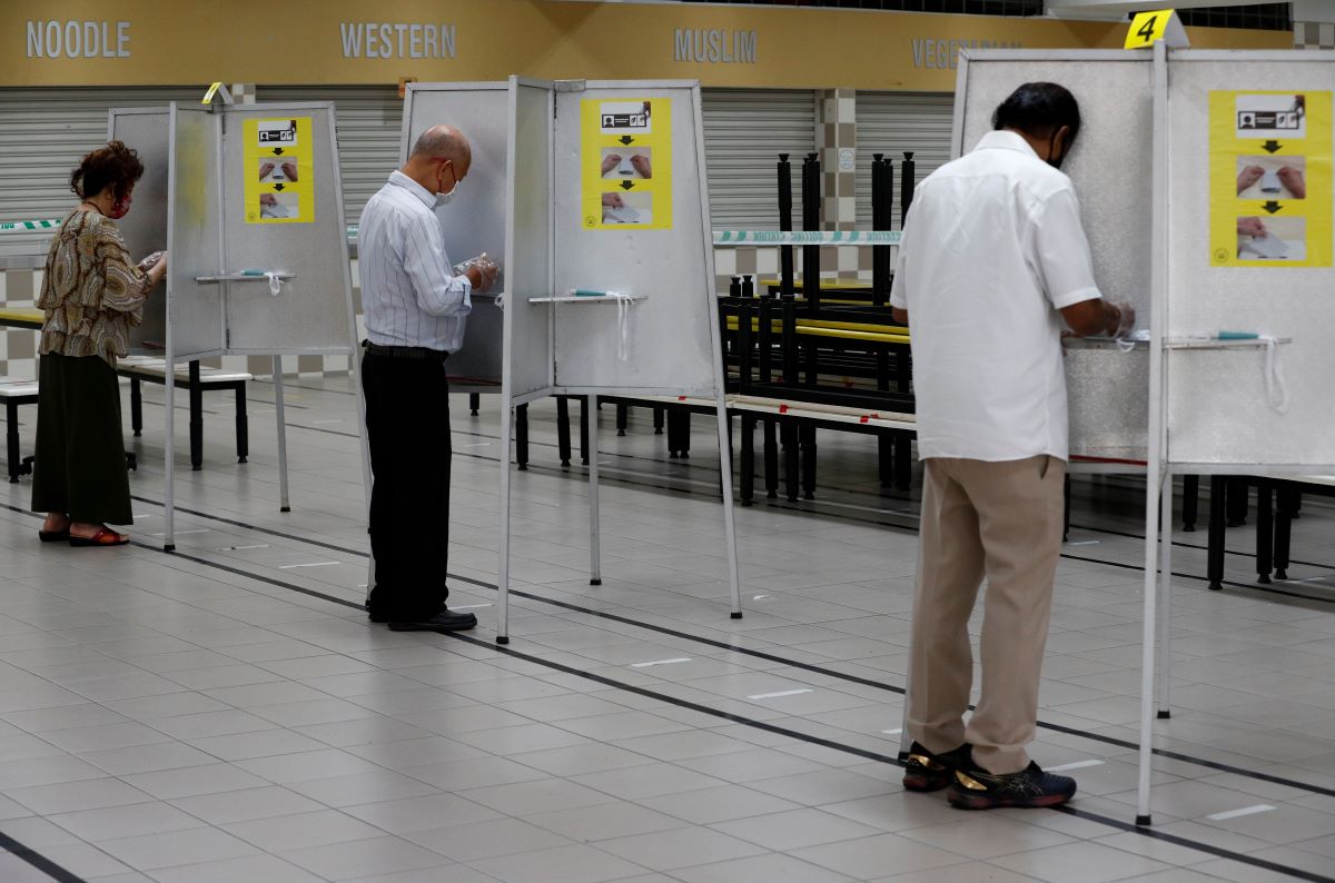 Singapore tables bill to ban deepfakes during polls