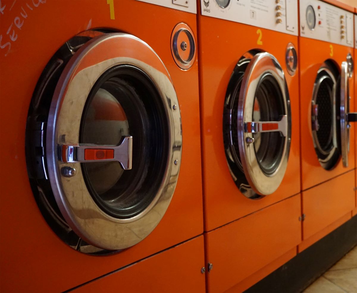 Three self-service launderettes ordered close for violating SOP