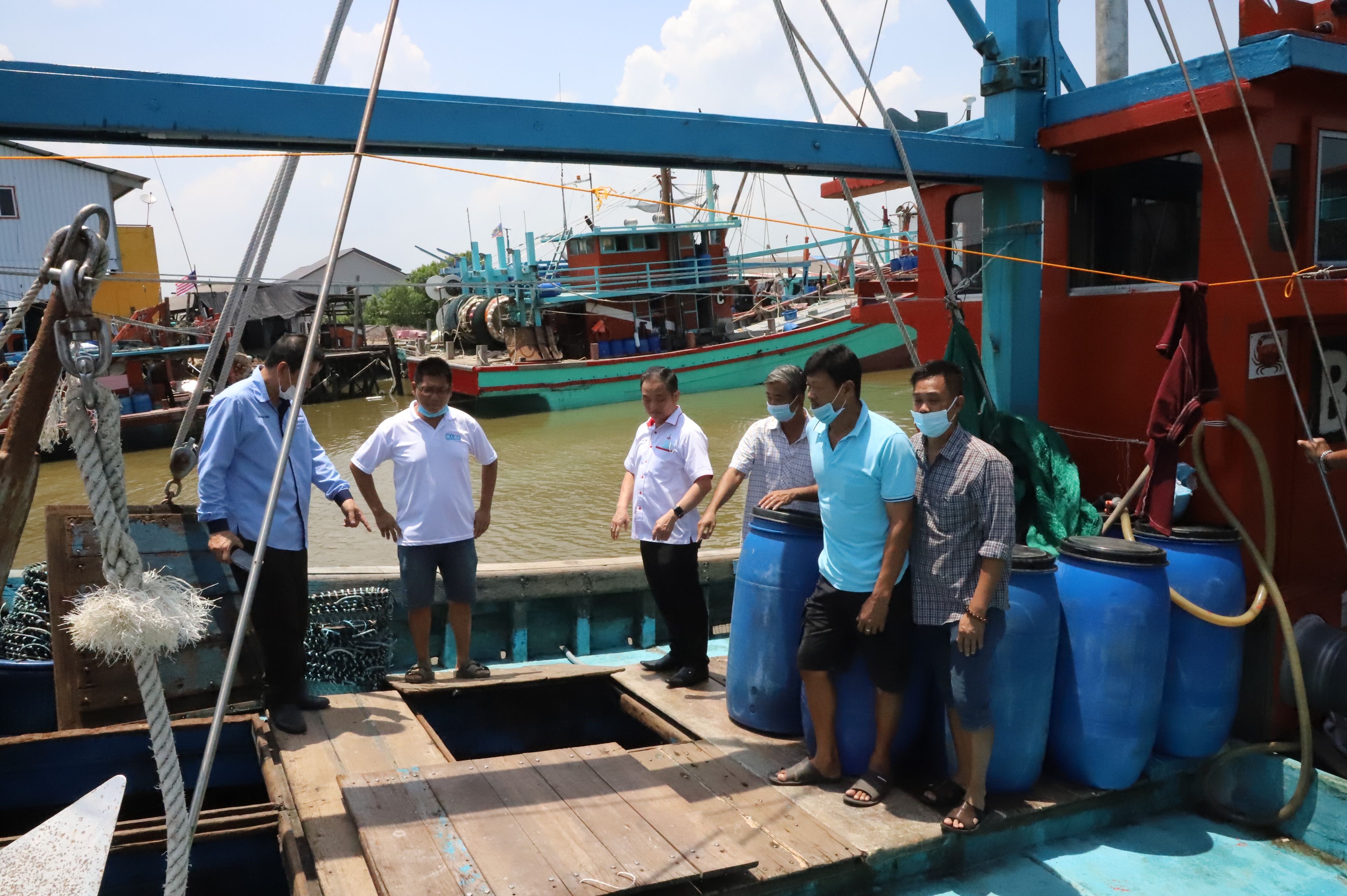 没滥用渔船载偷渡客  适耕庄船主喊冤