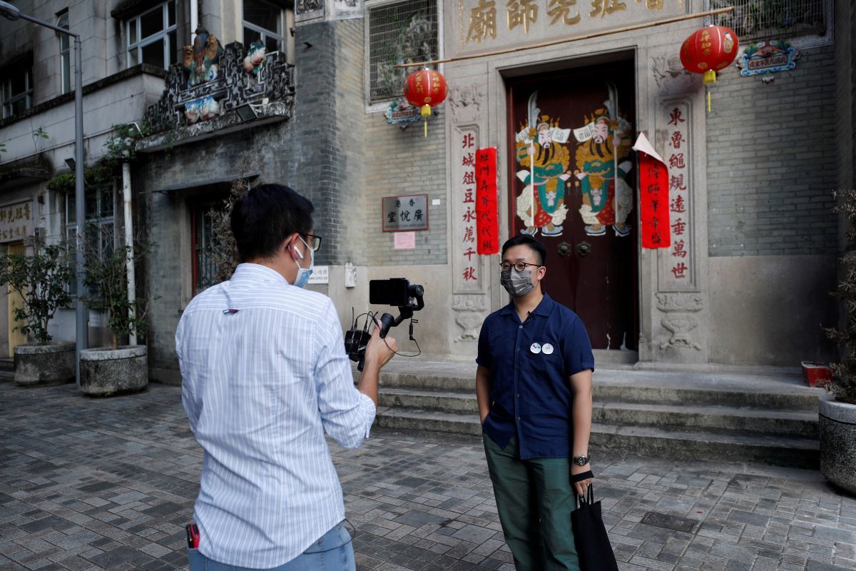 Walk from home: Hong Kong tour company moves online to survive pandemic