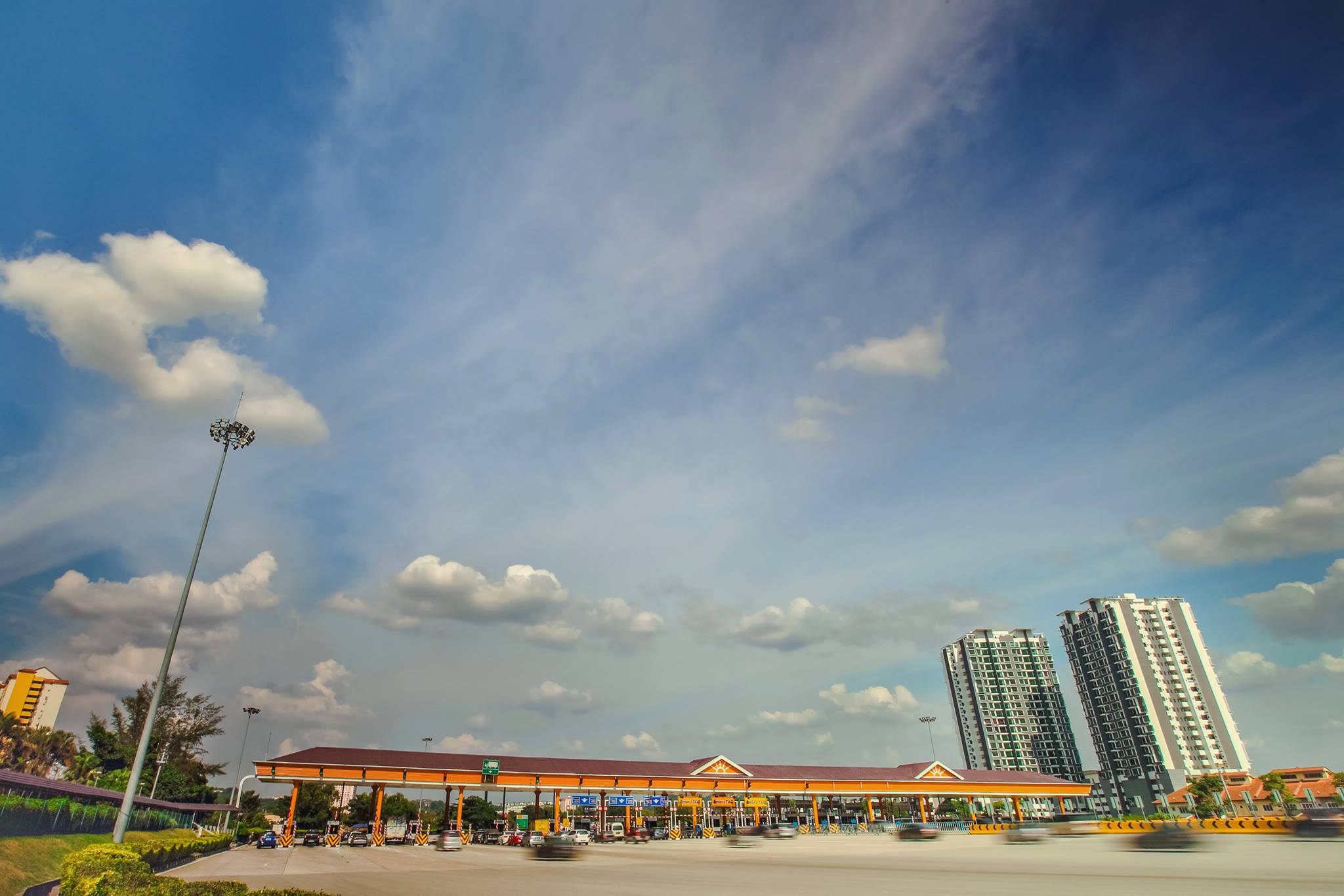 Aktiviti berbasikal di lebuh raya tetap dilarang - Bukit Aman