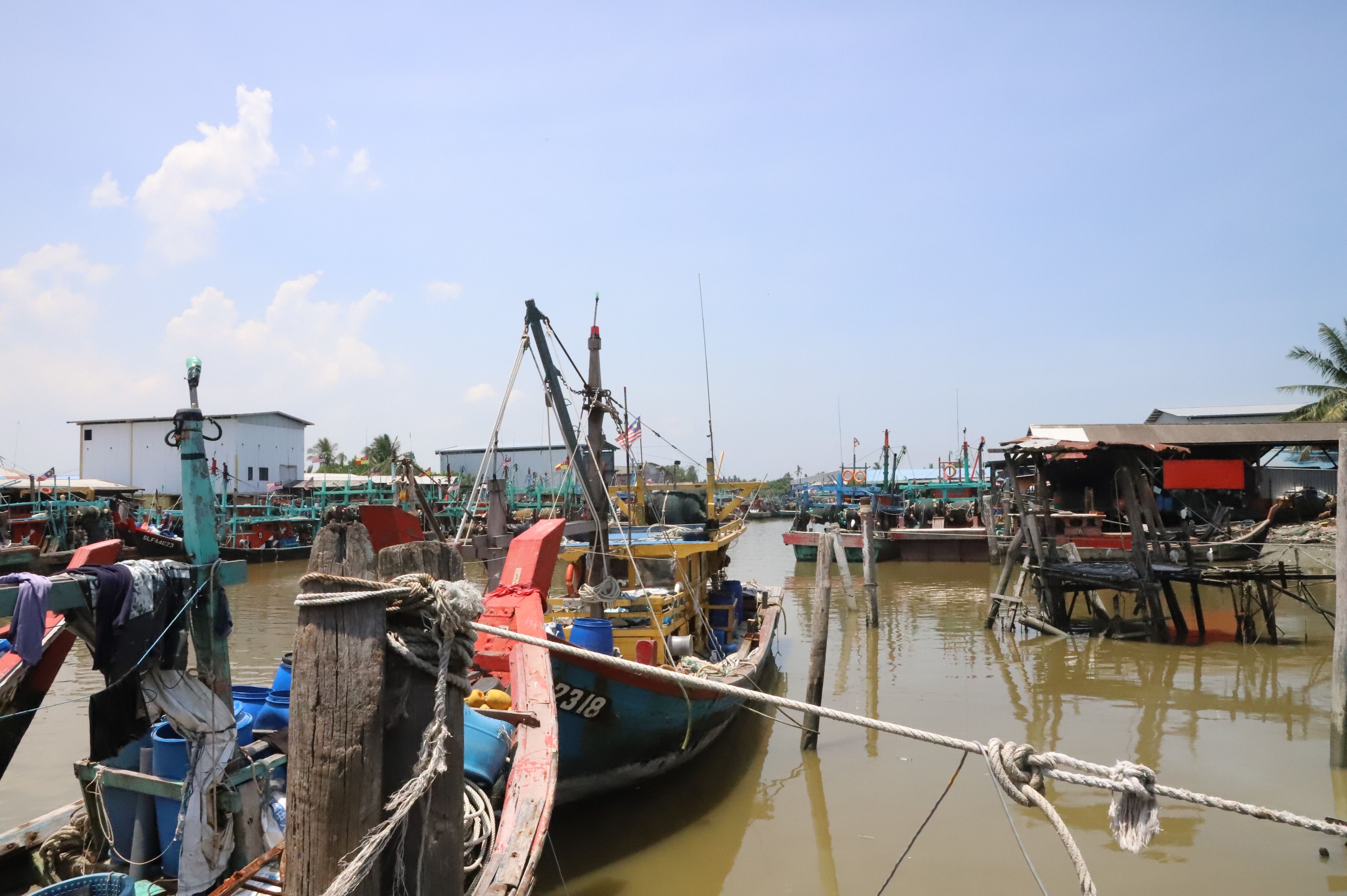 诈骗集团偷食.渔民当灾  偷渡外劳谣言重创渔业