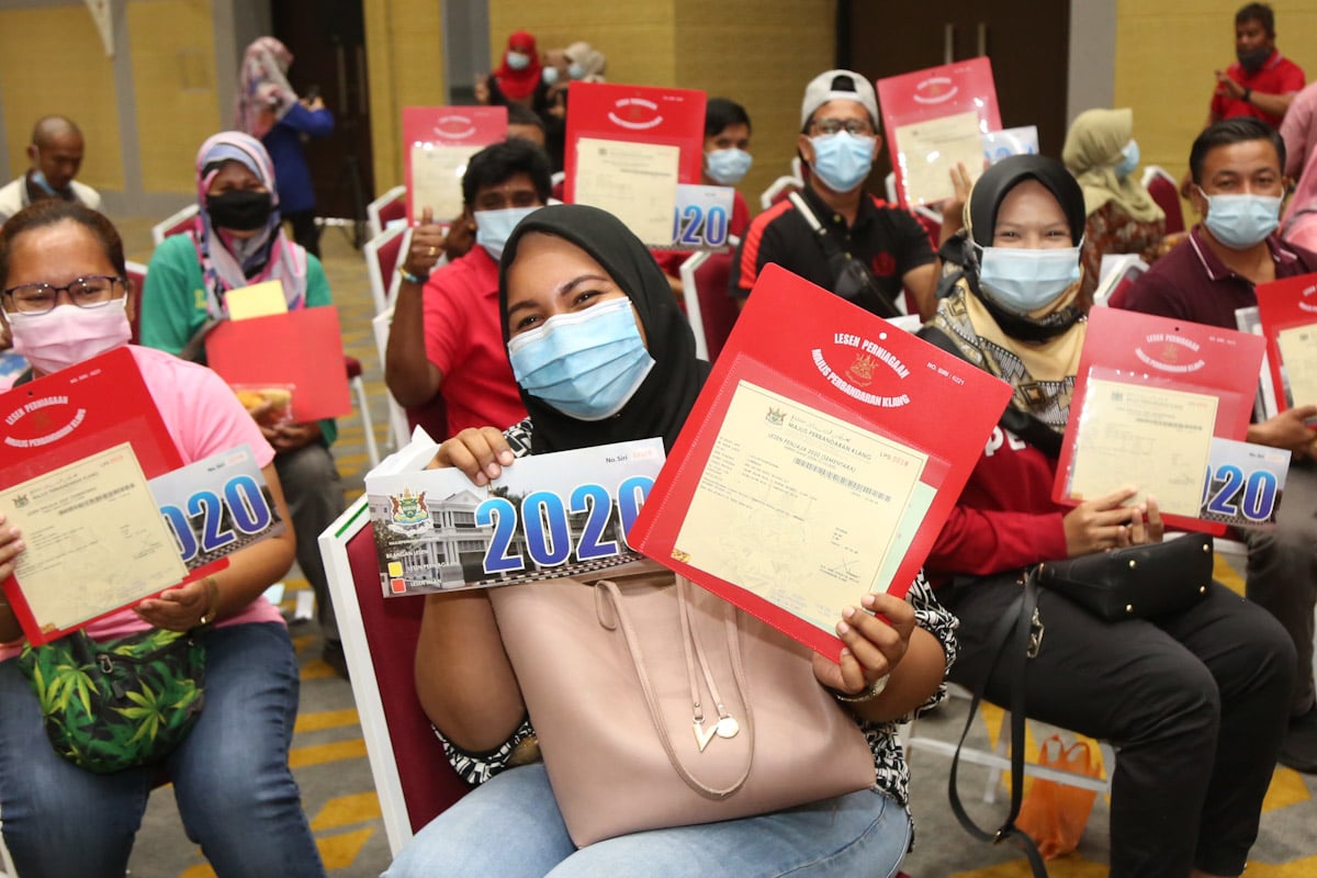 PBT diarah keluar lesen sementara bantu penjaja