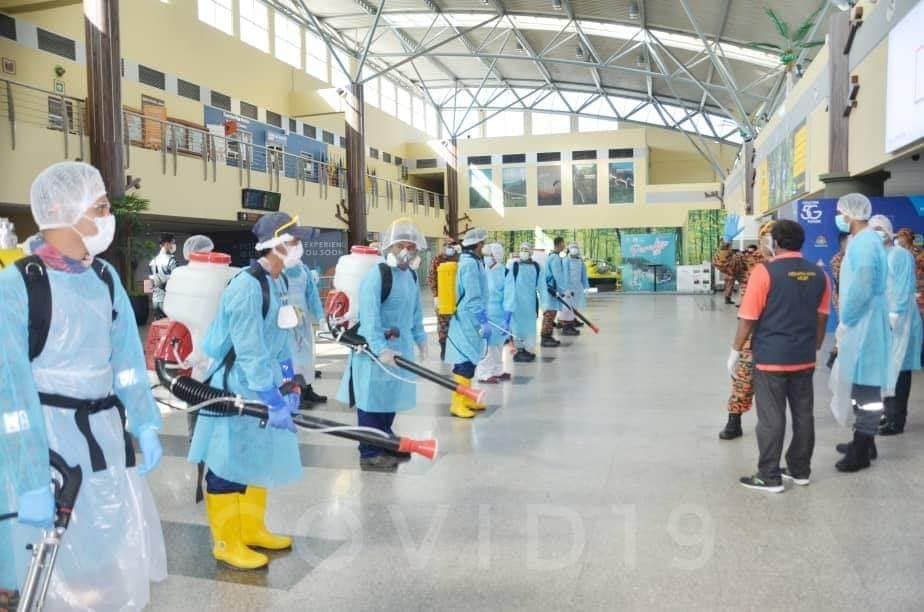 Lelaki Perancis bergelang merah jambu di Langkawi negatif Covid-19
