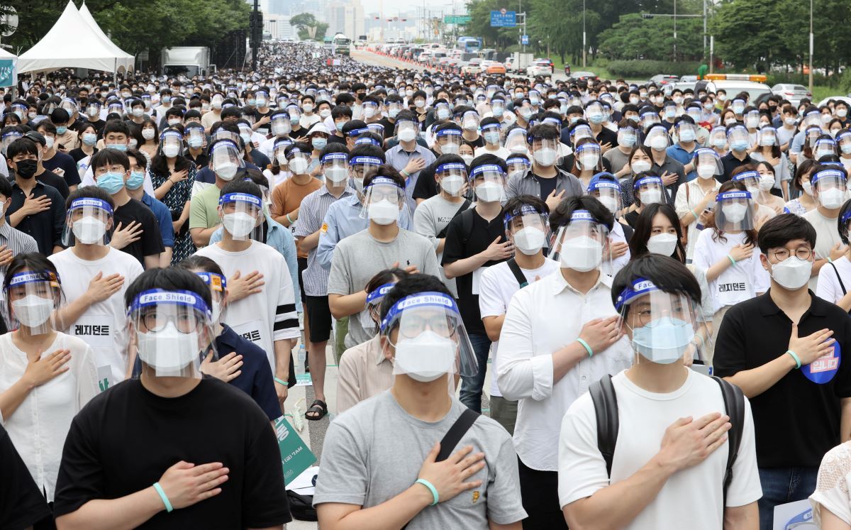 South Korean doctors launch nationwide strike, some service disruption inevitable