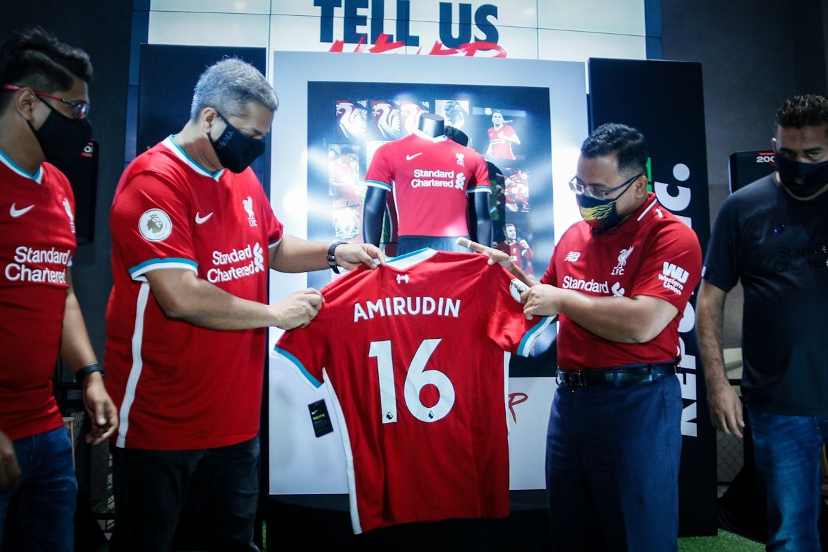 Dihadiahi jersi Liverpool, Amirudin anggap nombor 16 angka unik