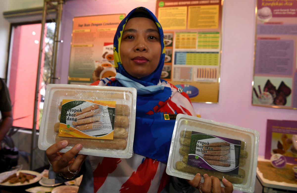 Buy Malaysian Products Campaign and Mega Sales Programme to be intensified next year — PM