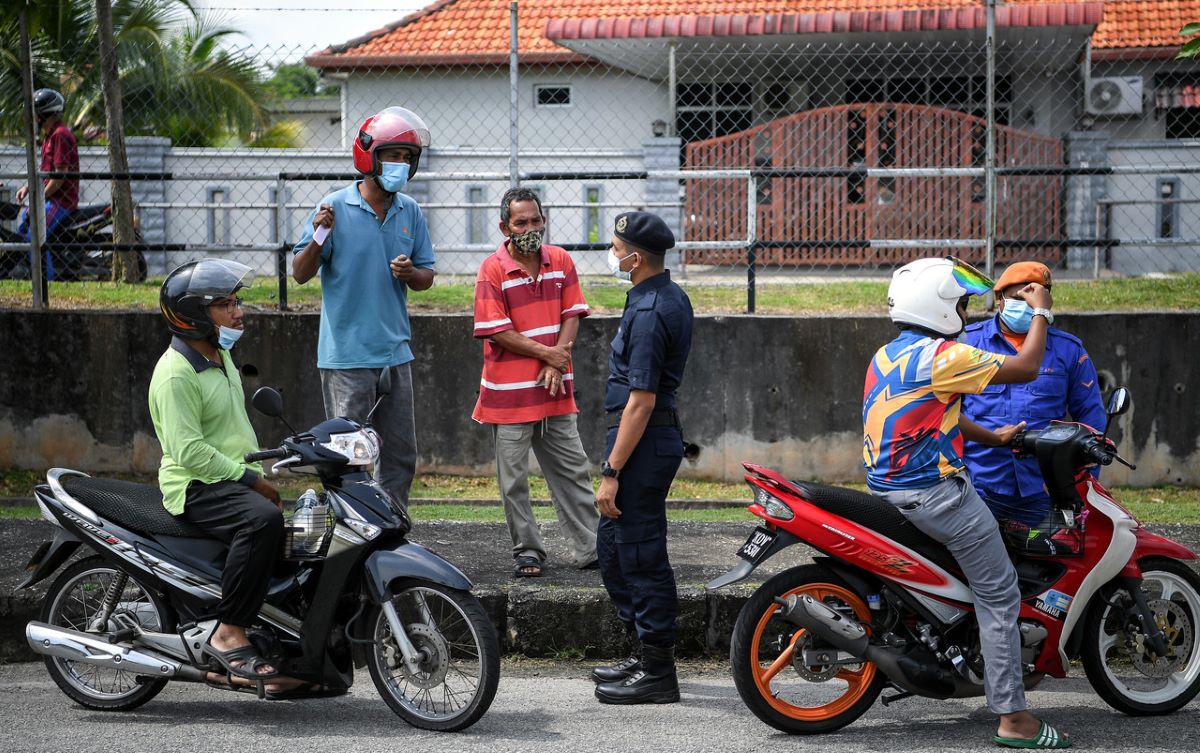 Owners of pubs, night clubs could face legal action, revocation of licence for breaching RMCO