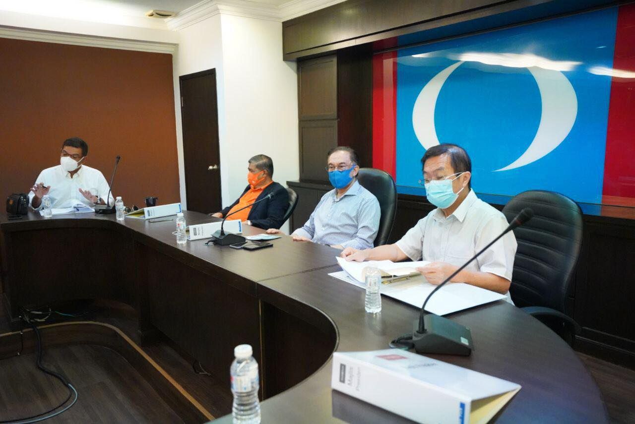 PAKATAN berazam terus tegak keadilan, banteras rasuah