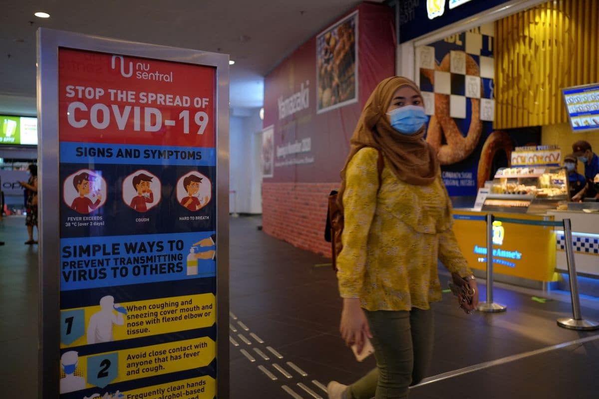 Drop in number of people detained for flouting RMCO — Ismail Sabri