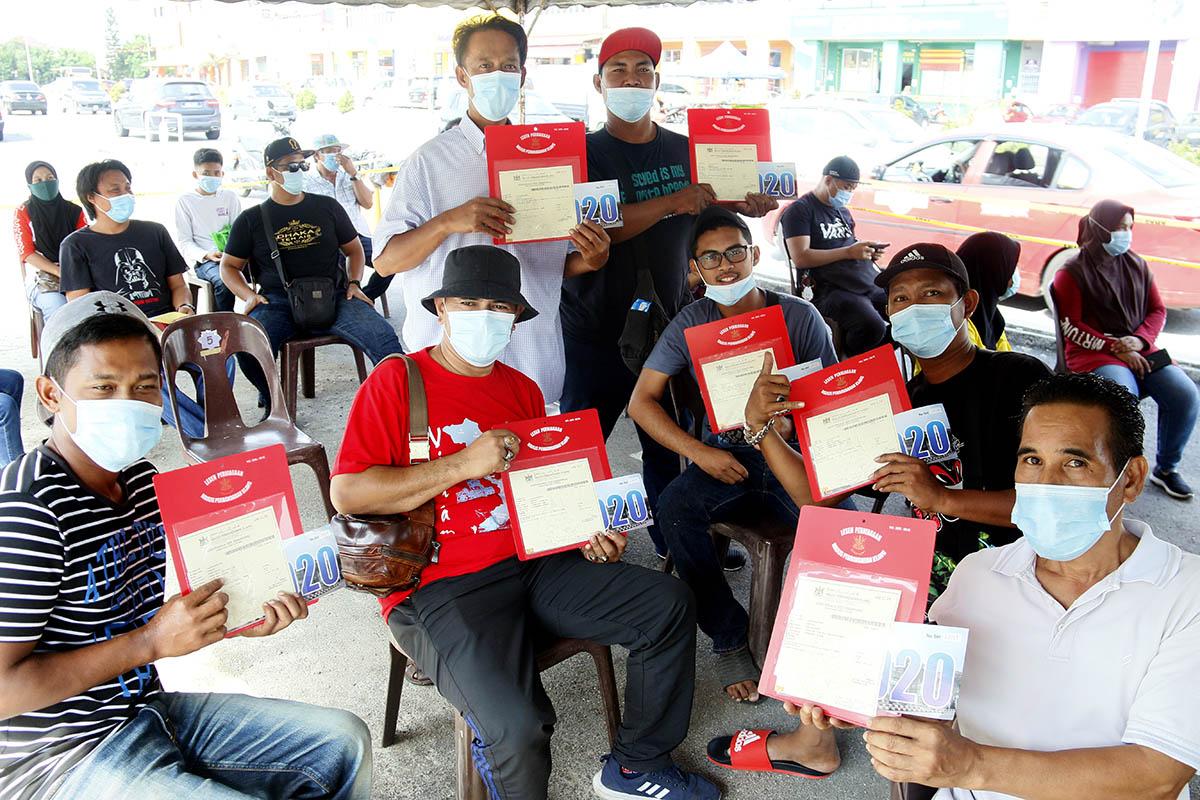 60 lagi penjaja di Klang terima lesen niaga sementara