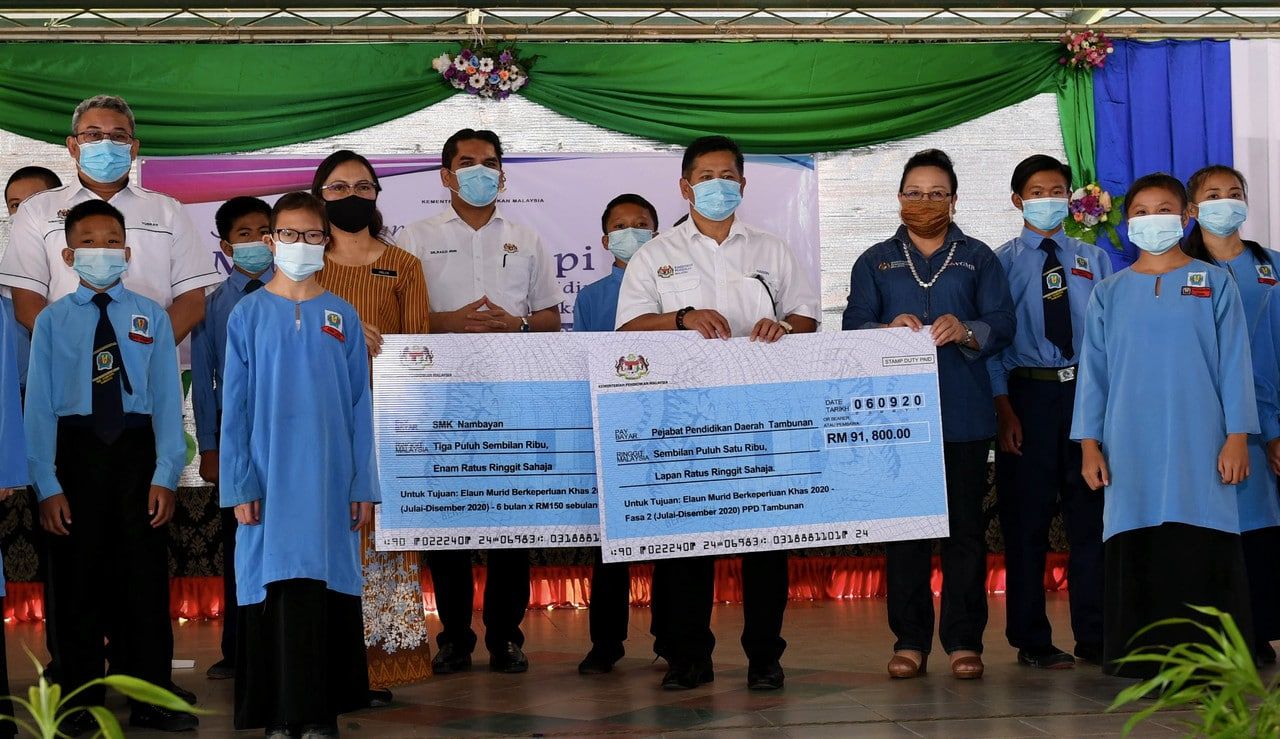 KPM kenal pasti kaedah tangani kekangan pelajar miliki peranti