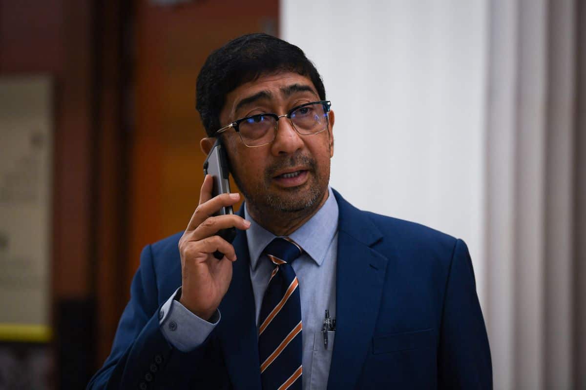 Zahidi told to attend Dewan Negara sitting to clarify Veveonah issue