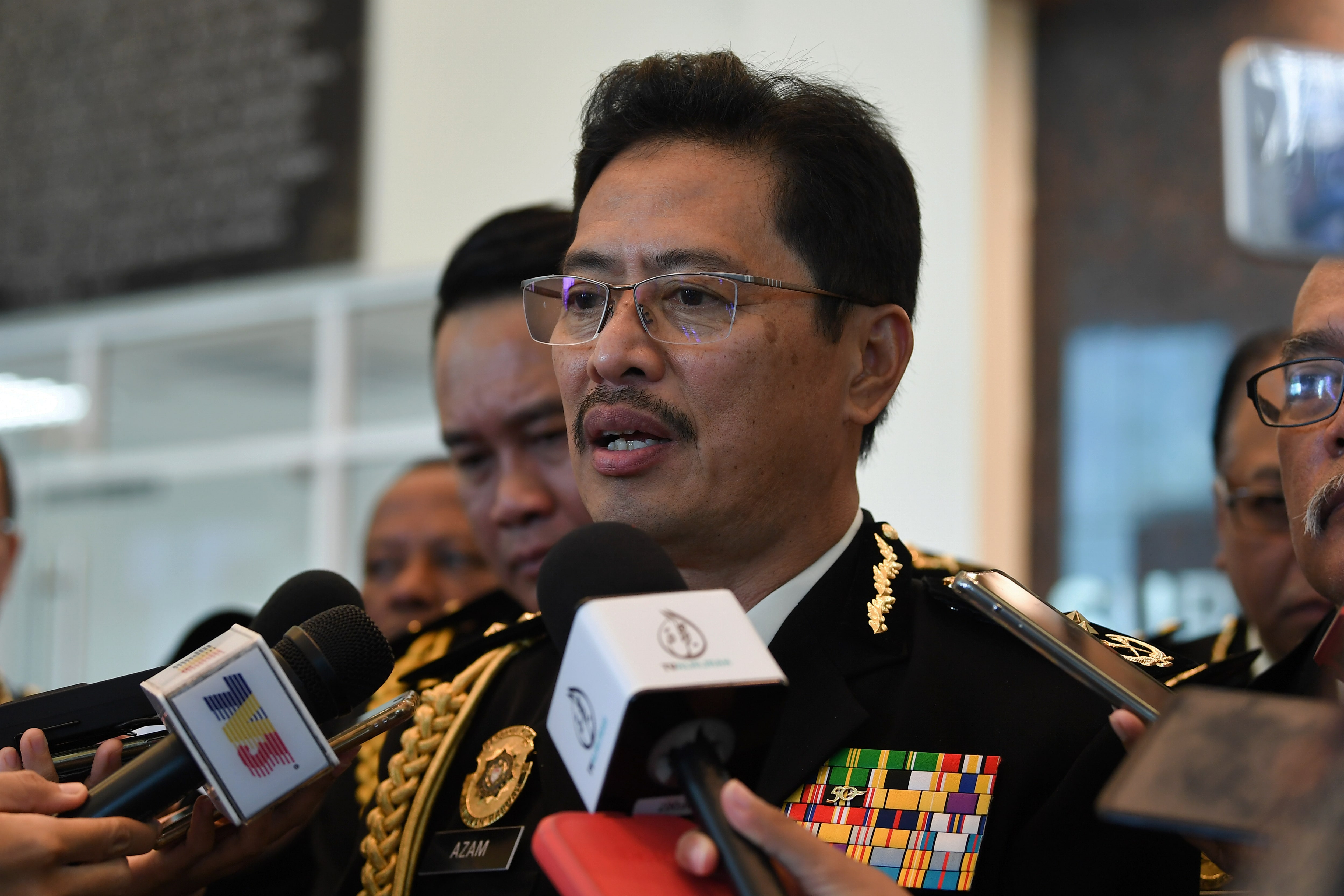 SPRM arah menantu Muhyiddin, pengarah syarikat balik segera, jangan beri alasan