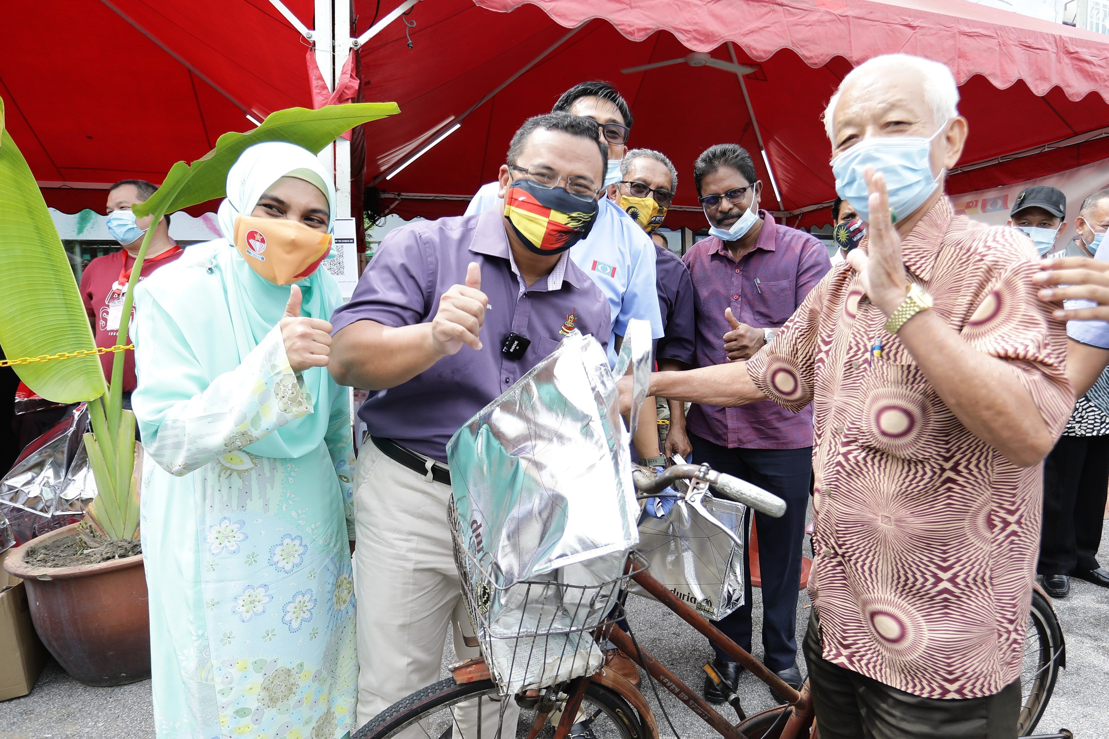 勉励国人抗疫挺过去  雪州大臣中秋献祝福