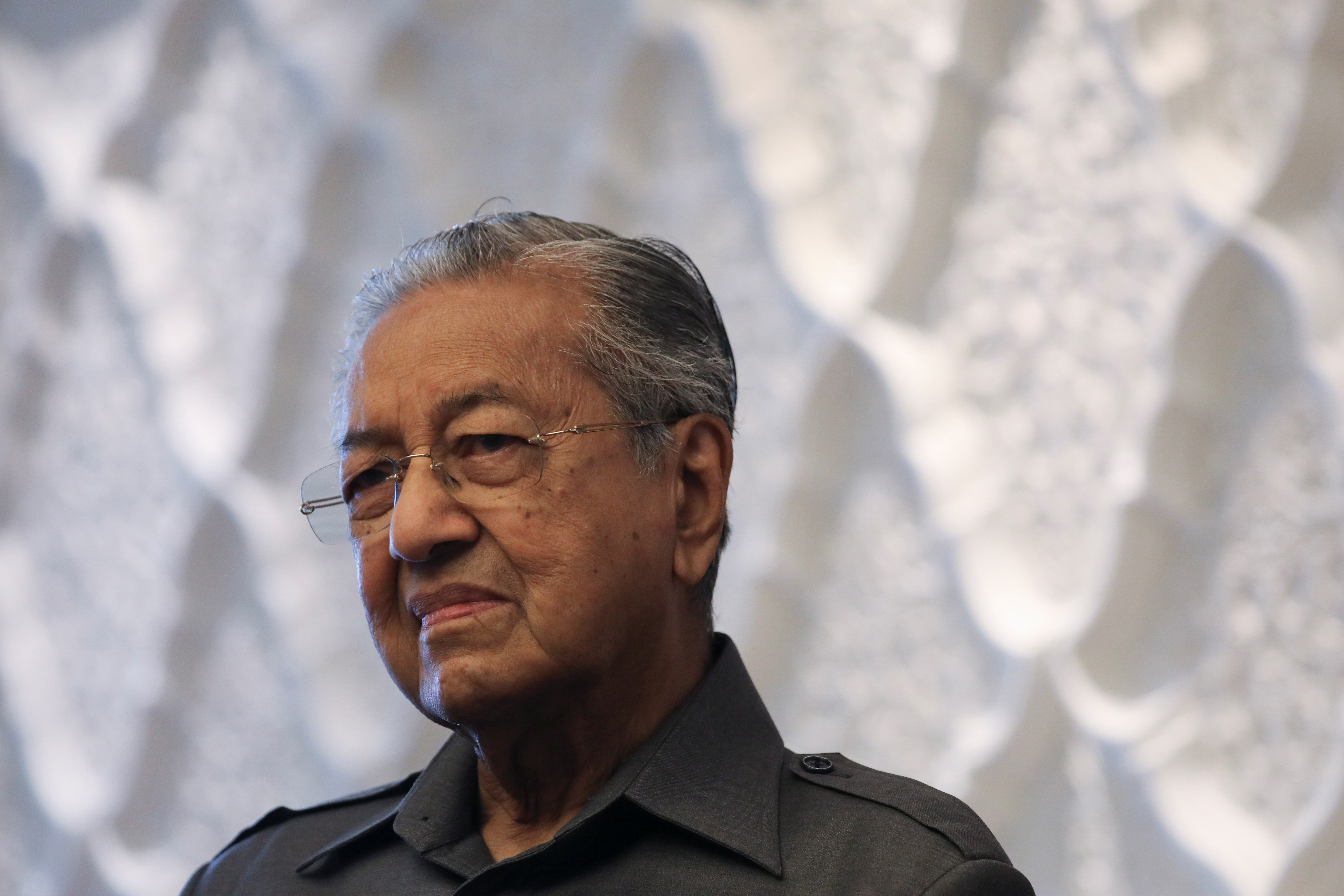 Court bins Dr Mahathir’s bid for open Batu Puteh inquiry proceedings