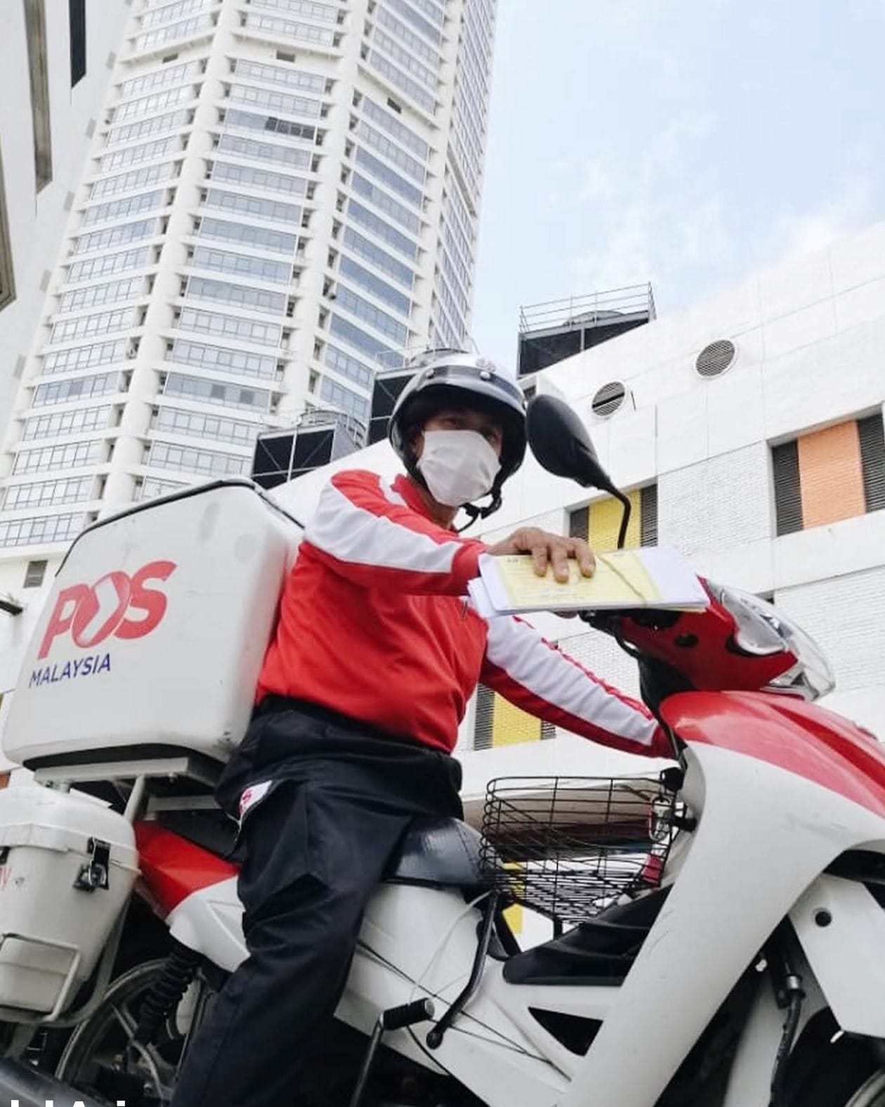 Pos Rider beri kehidupan 1,400 individu hilang kerja akibat Covid-19
