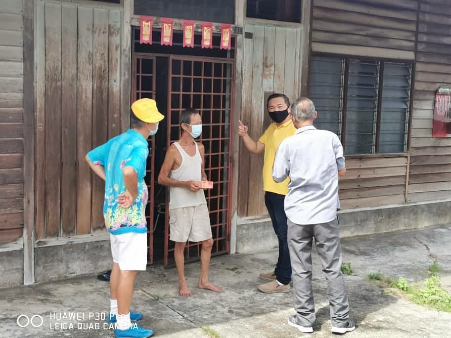 雪州政府再捎好消息 明年继豁免小贩执照费.新村廉价屋门牌税