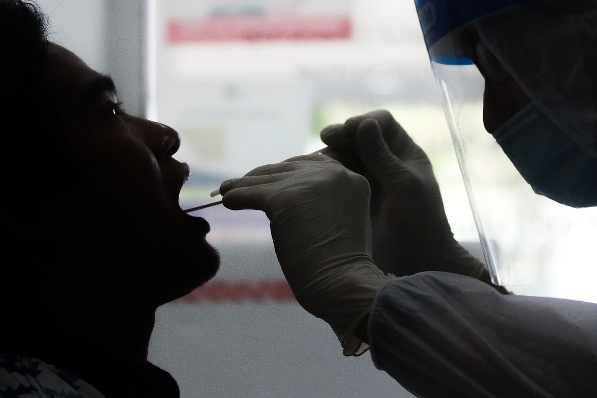 Petaling, Klang record high Covid-19 active cases