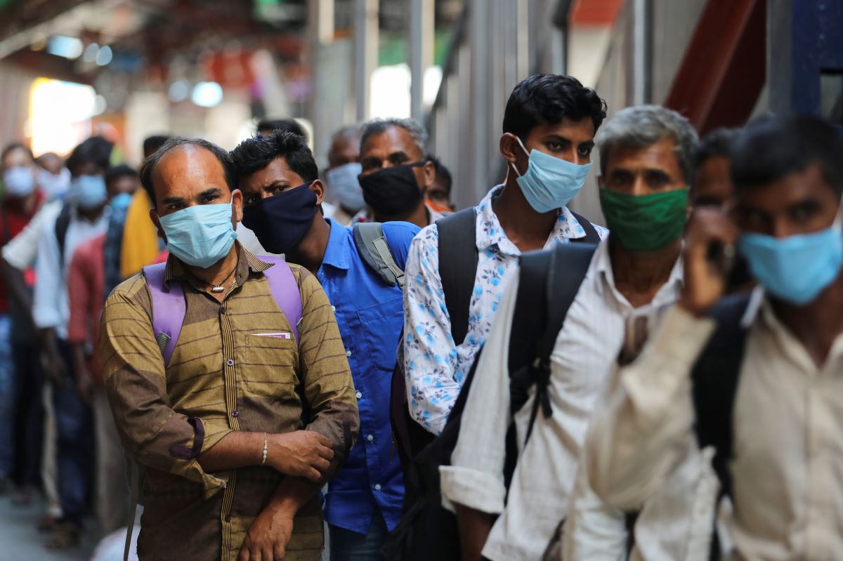 India faces challenges in nationwide virus vaccination
