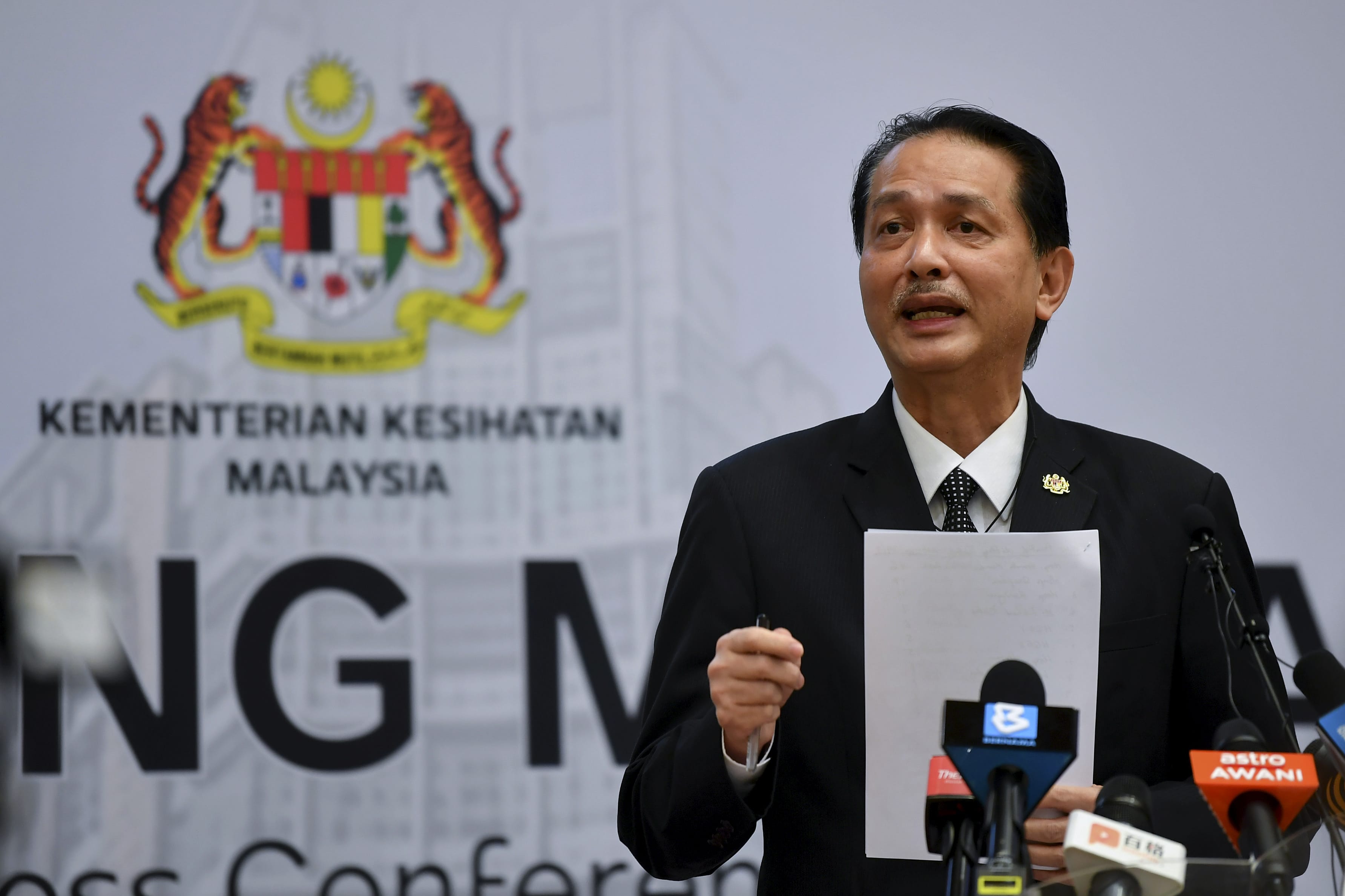 Covid-19: 375 kes baharu, lima kematian