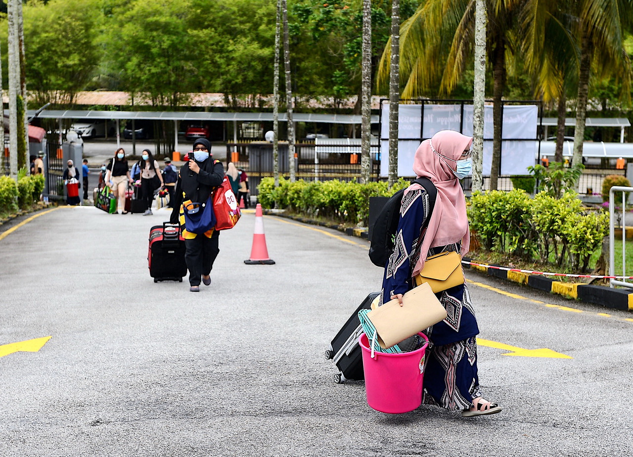 Univeriti awam perlu patuh arahan kurangkan 20 peratus yuran pengajian