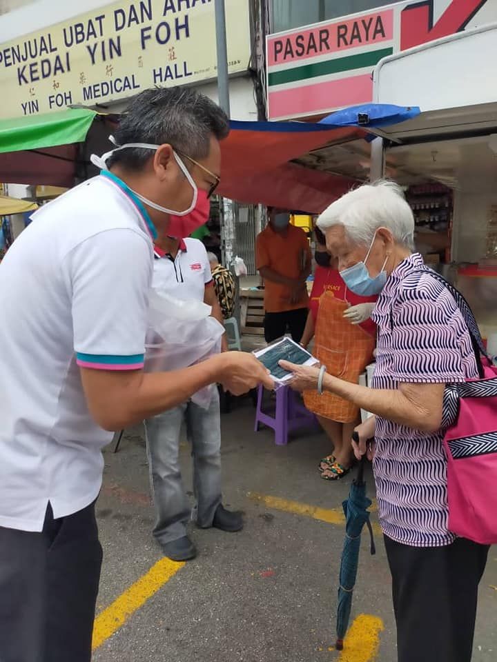 黎维裮派逾3000布口罩  助民防疫兼减轻负担