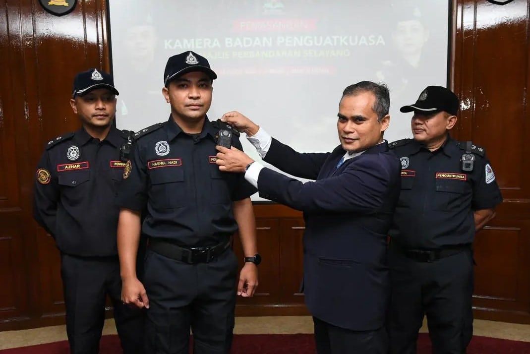 随身摄像拍摄可列呈堂证据 内政部拟扩至其他执法机构