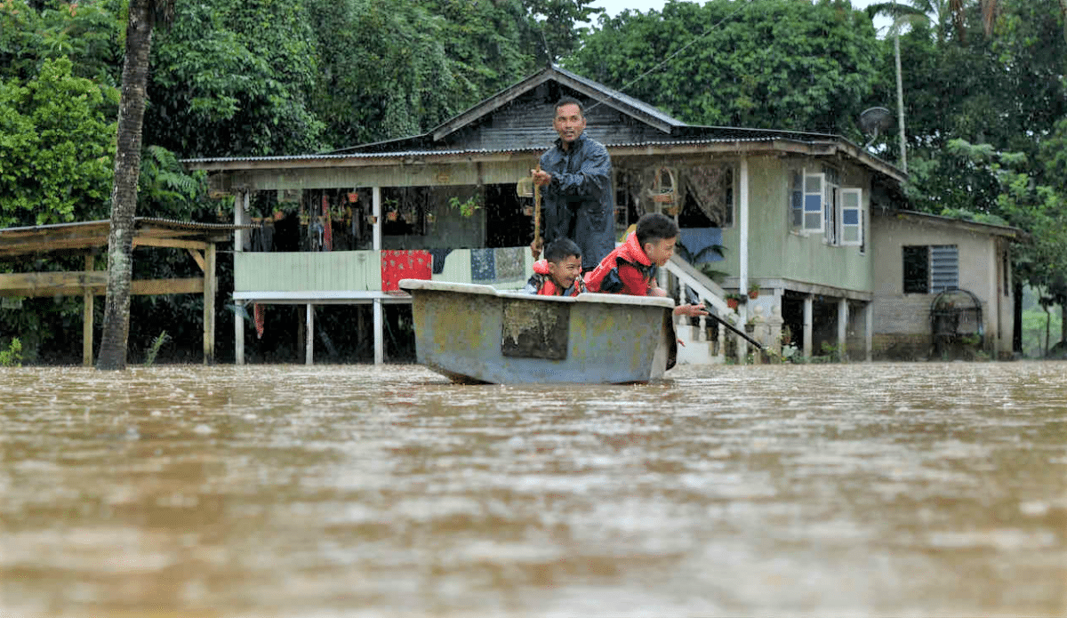 Besut flood: Heavy equipment, assets needed for evacuation if second wave hits — Police