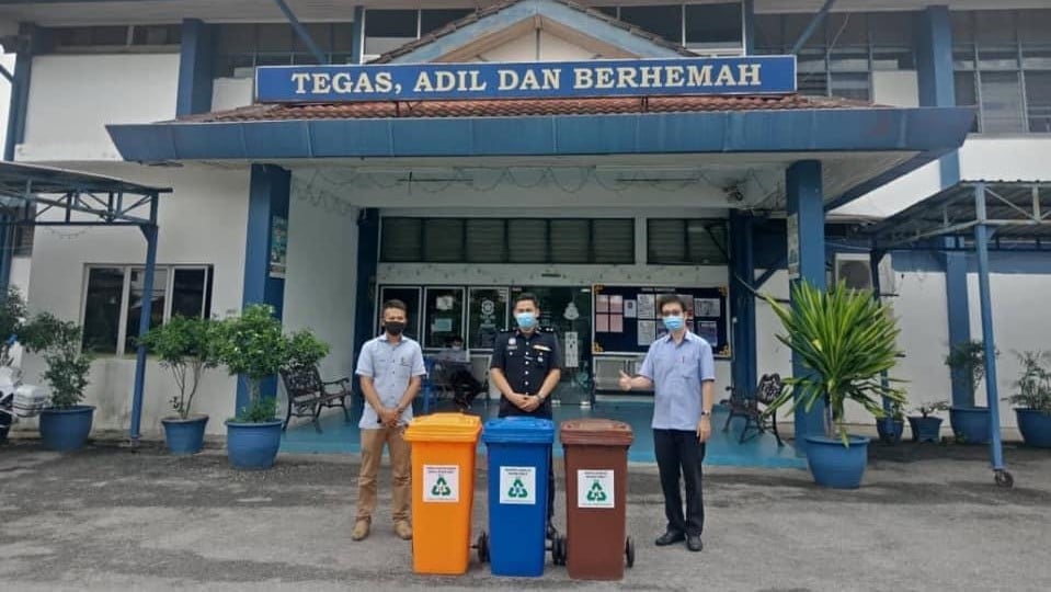 MPKj bekal set tong kitar semula untuk agensi, sekolah