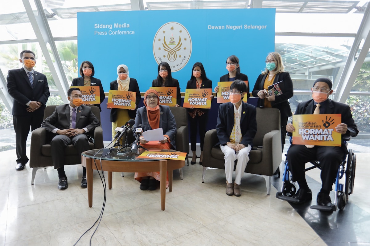 Wakil rakyat sokong kempen henti keganasan terhadap wanita