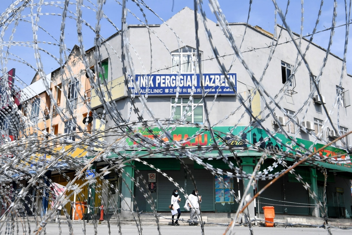 Another four Medan 88 residents surrender