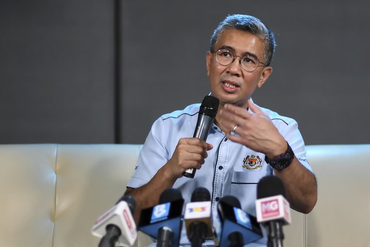 Tengku Zafrul: Govt ready to allow more EPF contributors to withdraw savings from Account 1