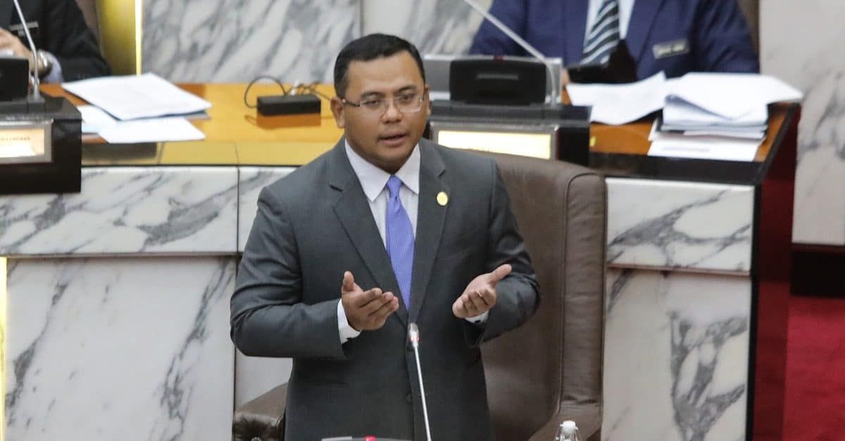 பொது முடக்கத்தைக் கருத்தில் கொண்டு தனித்துவத்துடன் தீபாவளியைக் கொண்டாடுவோம்- சிலாங்கூர் மந்திரி புசார் அமிருடின் ஷாரி வாழ்த்து