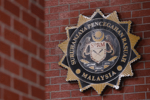 Kelantan Fed govt dept director to be charged for abuse of power, corruption